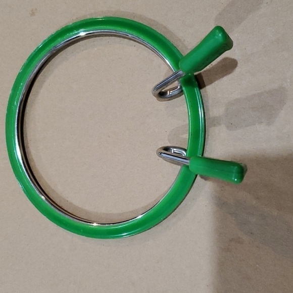 Bucilla Cross stitch trio 2 small kits snap embroidery hoop - Picture 4 of 6